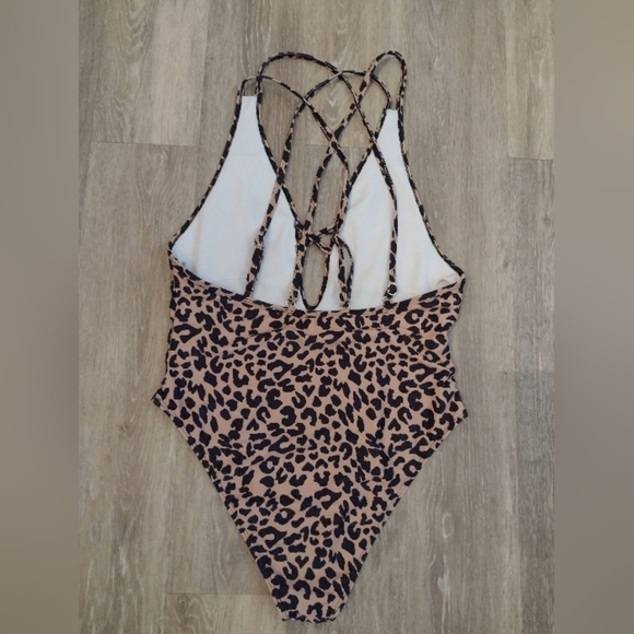 Shein Leopard Print One Piece Bathing Suit - Picture 2 of 3